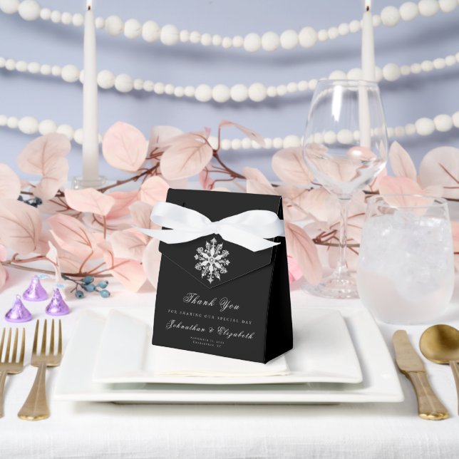 Minimalist Snowflake Wedding | Black Favor Box (Wedding)