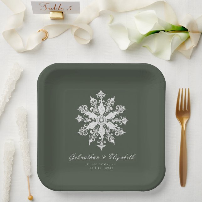 Minimalist Snowflake Wedding | Green Paper Plate (Wedding)