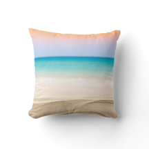 Minimalist Throw Pillow – Sunset Ocean Gradient De