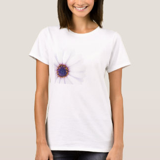 Minimalist White Daisy flower on White Background T-Shirt