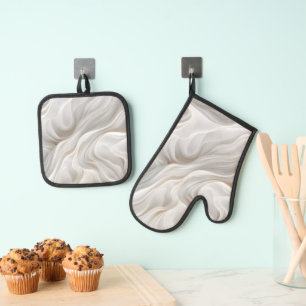 Minimalist White Marble Wave – Elegant Modern Oven Mitt & Pot Holder Set