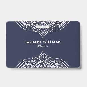 Minimalistig White & Blue Ornate Lace Badge
