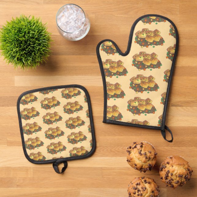 Minnesota Hot Dish Tater Tot Casserole Oven Mitt & Pot Holder Set (Top Down)