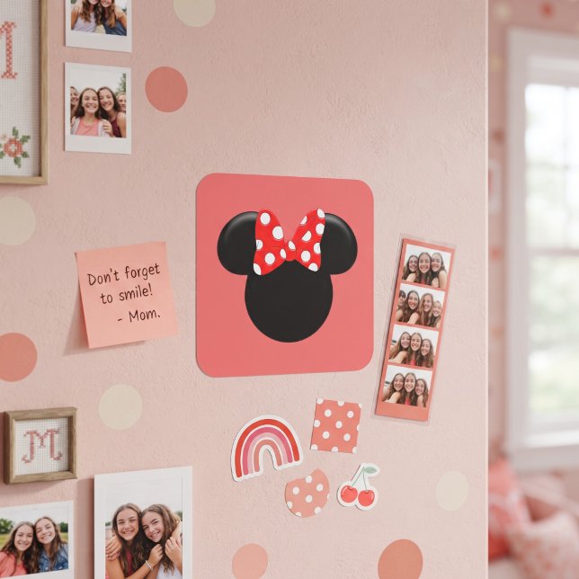 Minnie  square sticker (Creator Uploaded)