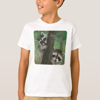 Mischief Raccoon en haut d'un arbre chemise