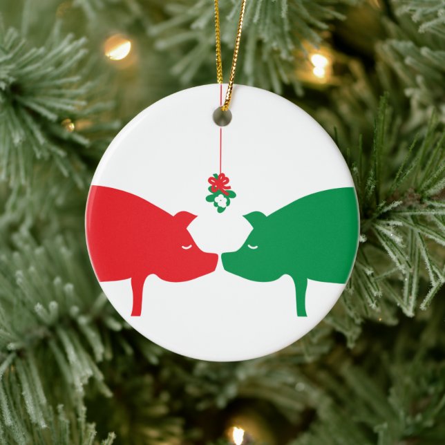 Mistletoe Pigs Ornament (Tree)