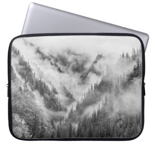 Misty Jiuzhaigou: UNESCO Heritage China. Laptop Sleeve