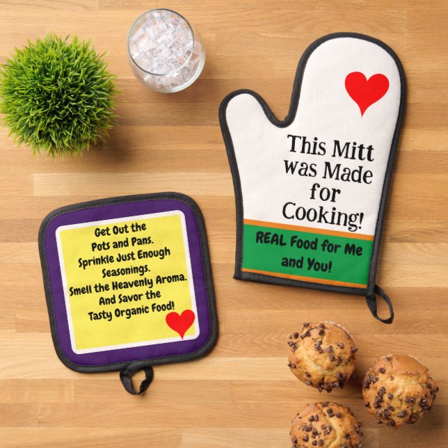 Mitt Made for Cooking Green Orange Purple Oven Mitt & Pot Holder Set (Top Down)