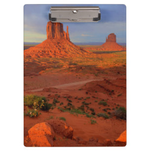 Mittens, Monument valley, AZ Clipboard