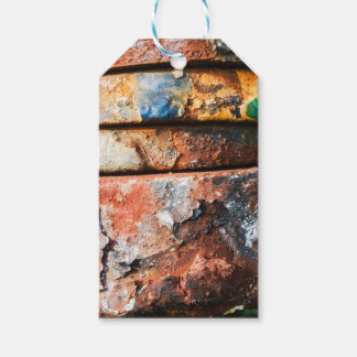 mixed metal race to cake gift tags