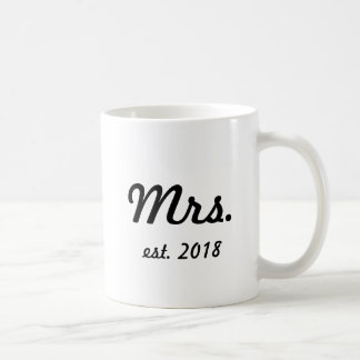 Mme Mug Est 2018 juste marié
