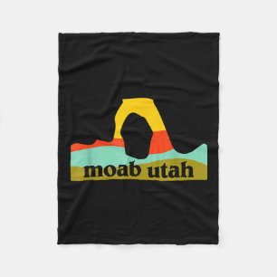 Moab utah arches national park minimalist emblem fleece blanket