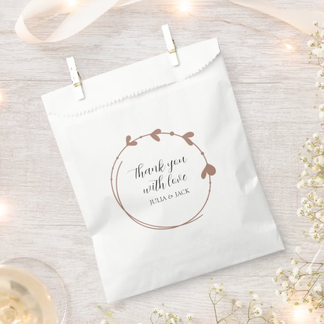 Mocha Simple Heart Wreath Wedding Favour Bag (Clipped)