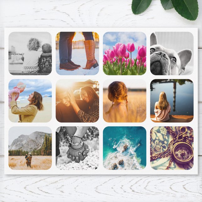 Modèle de carte de vacances avec 12 photos et gril (Créateur téléchargé)