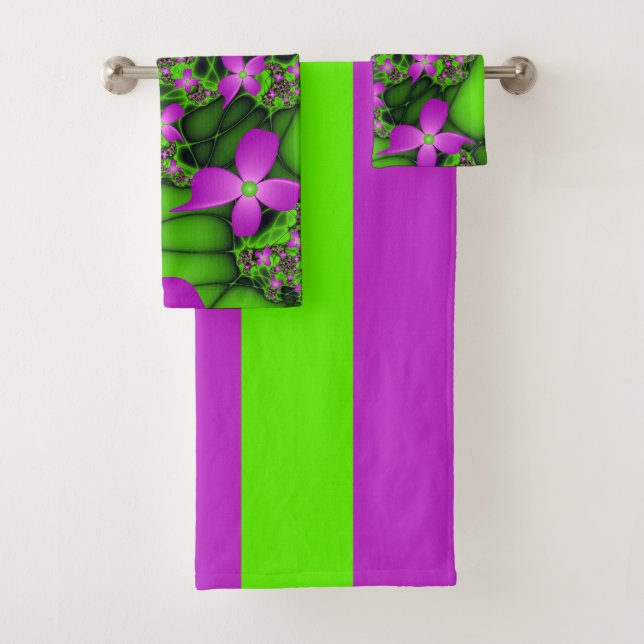 Modern Abstract Neon Pink Green Fractal Flowers Bath Towel Set (Insitu)