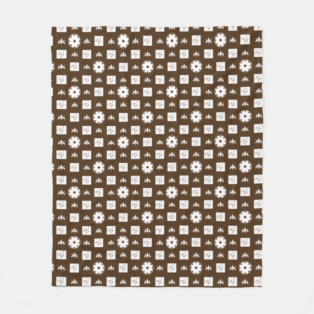 Modern and trendy pattern fleece blanket (Front)