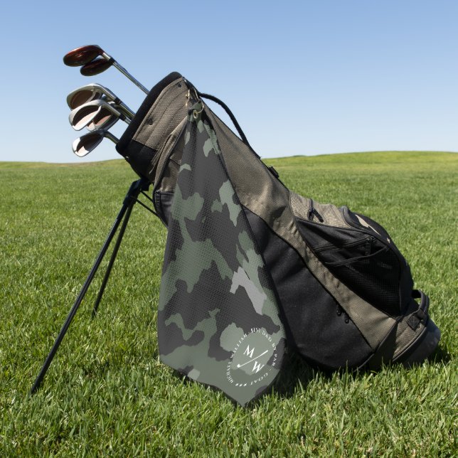 MODERN BEST DAD BY PAR GOLF FATHER'S DAY CAMO GOLF TOWEL (Green)