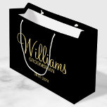 Modern Black and Gold Personalized Groomsman Large Gift Bag<br><div class="desc">Modern Black and Gold Personalized Groomsman Gifts featuring personalized groomsman's name in gold modern script font style with title and wedding date in modern sans serif font style on black background. Also perfect for best man, father of the bride, bridesmaid, maid of honour, mother of the bride and more. Please...</div>