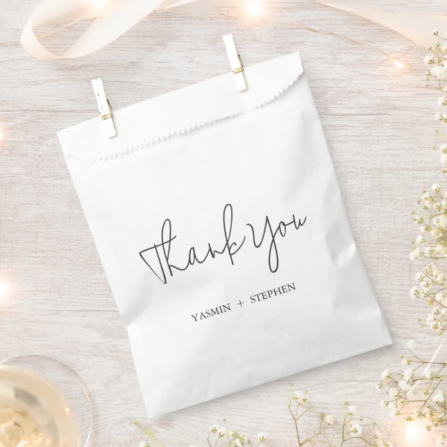Modern Black and White Chic Wedding Favour Bag (Clipped)