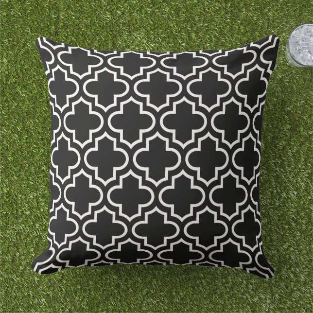 Modern Black and White Moroccan Quatrefoil Pattern Outdoor Pillow (Grass)