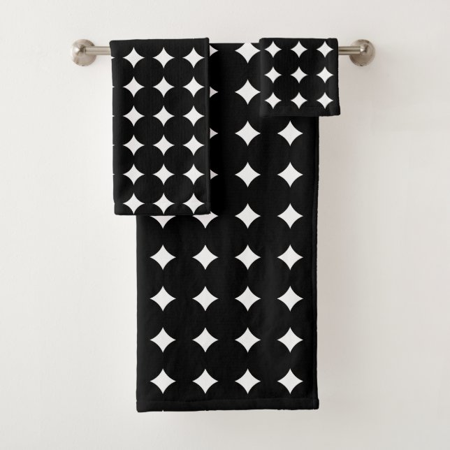 Modern Black and White Pattern Bath Towel Set (Insitu)