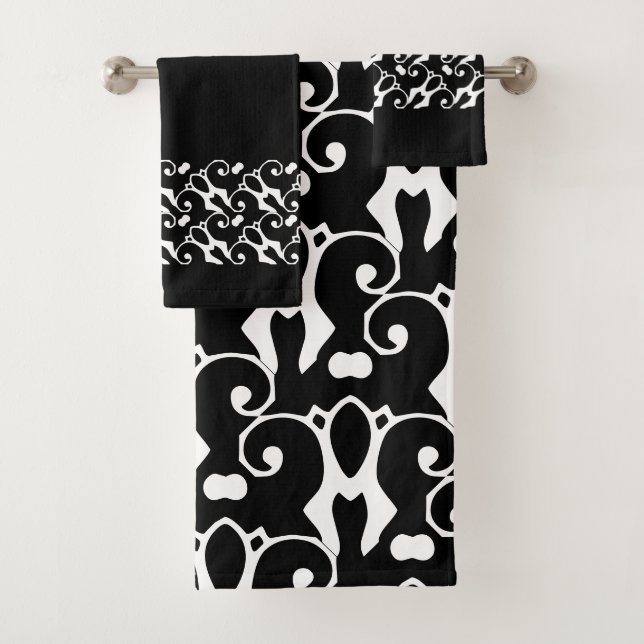 Modern Black and White Polka Dots Bath Towel Set (Insitu)