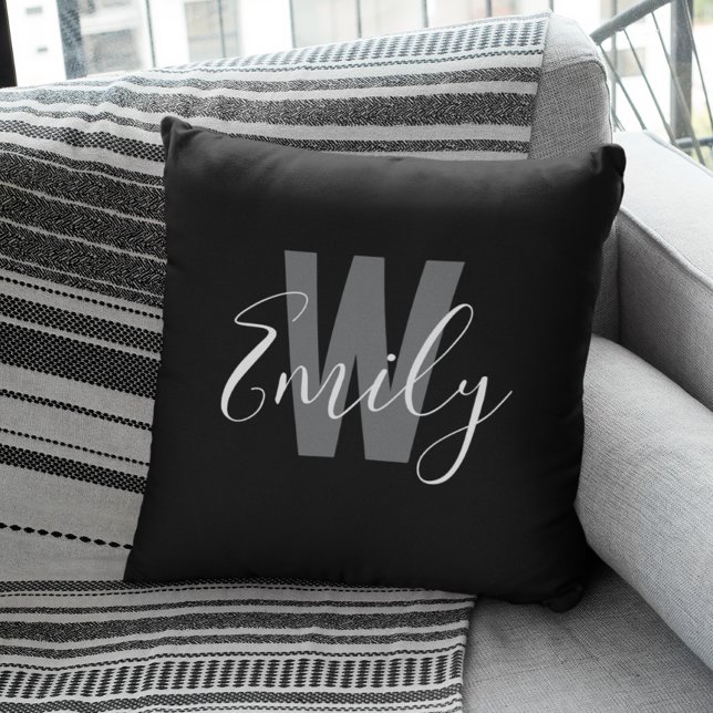 Modern Black White Monogram Throw Pillow (Modern Black White Monogram Throw Pillow)