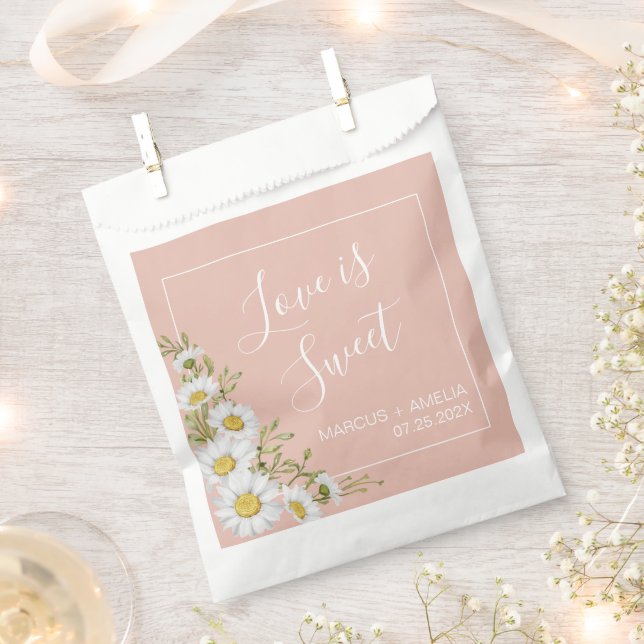 Modern  Blush & White Daisies Wedding  Favour Bag (Clipped)