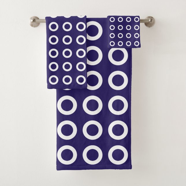 Modern Circles in Blue & White Bath Towel Set (Insitu)