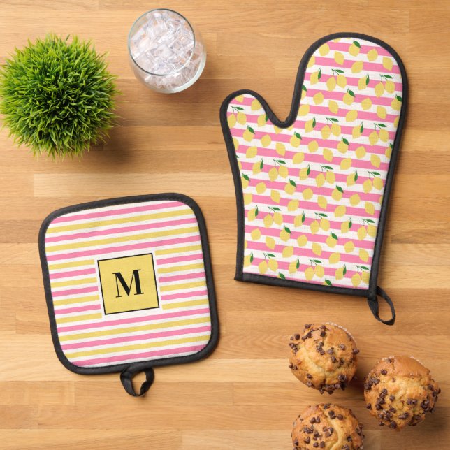 Modern Citrus Pattern Monogrammed  Oven Mitt & Pot Holder Set (Top Down)