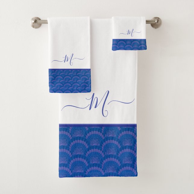 Modern Coastal Blue White Seashell Monogram Bath Towel Set (Insitu)