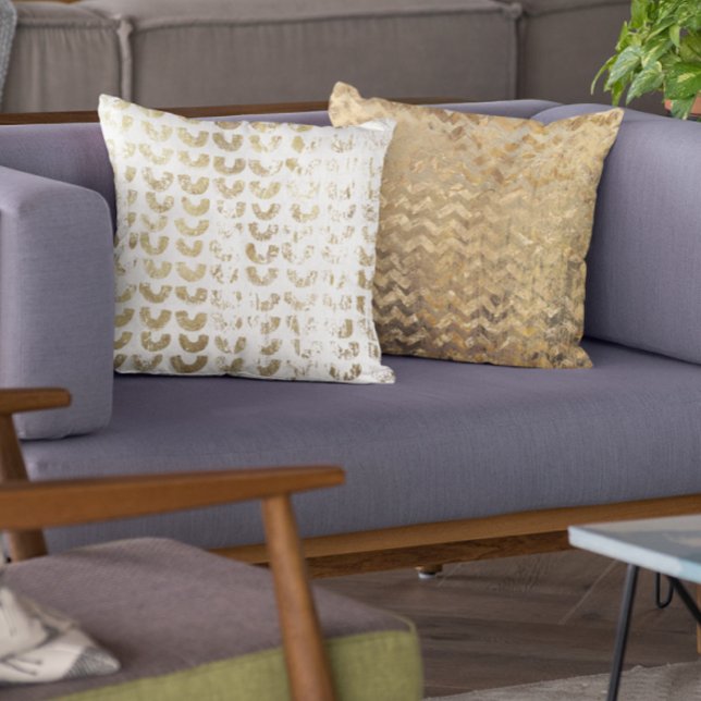 Modern Distressed Metallic Gold Pattern - Chevron Throw Pillow (Creator Uploaded)
