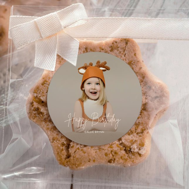 Modern Elegant Happy Birthday Photo Round Sticker (Créateur téléchargé)