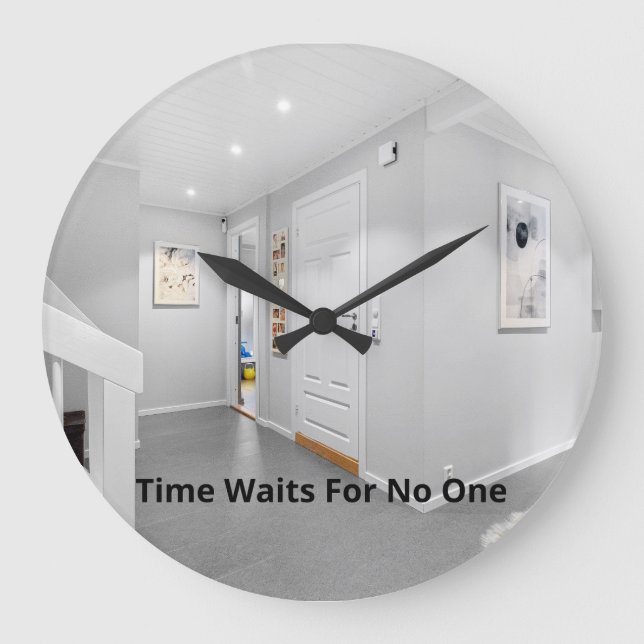 Modern Elegant House Wall Clock – Stylish Home Dec (Front)