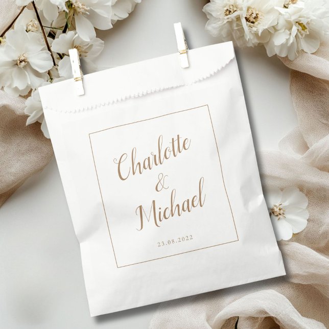 Modern Elegant Simple Wedding Favour Bag (Modern Elegant Simple Wedding Favor Bag with your name and date.)