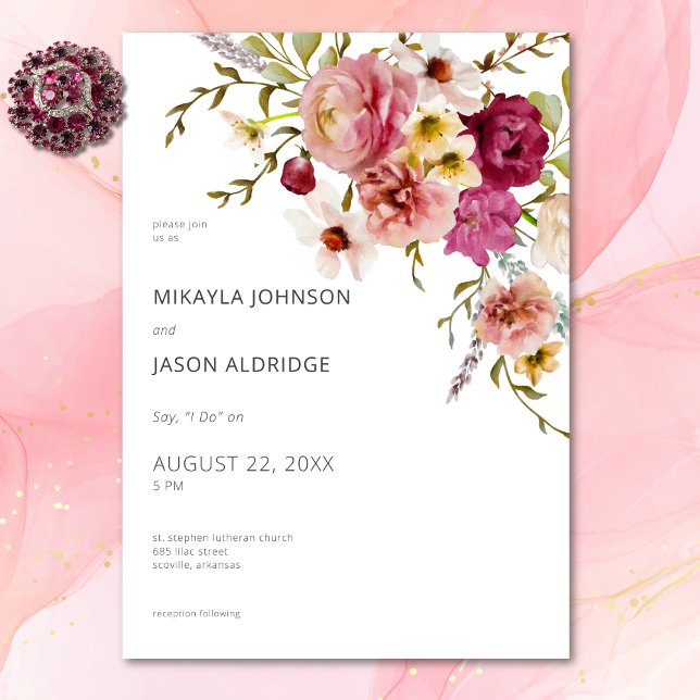 Modern Elegant Summer Meadow Floral White Wedding Invitation (Modern Elegant Summer Meadow Floral White Wedding Invitation)