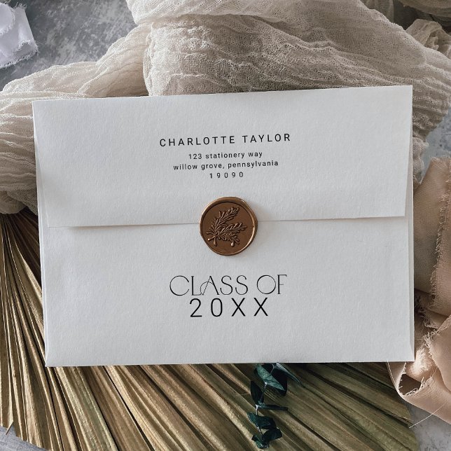 Modern Fete Minimal Class Year Graduation Envelope (Creator Uploaded)