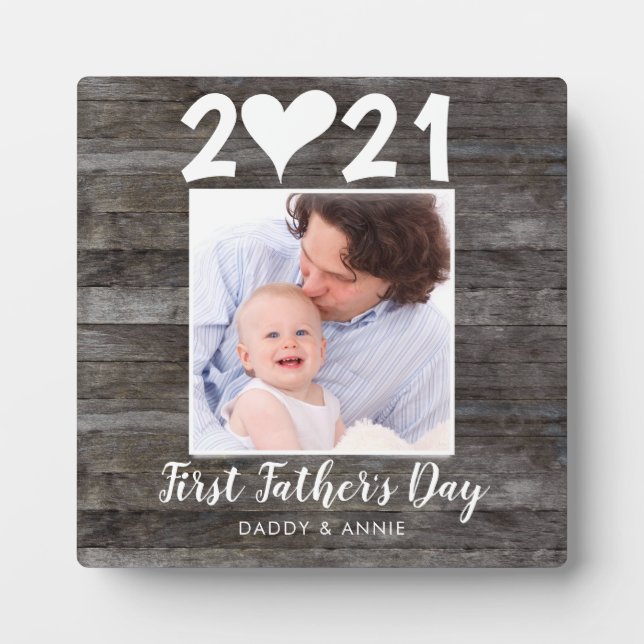 Modern First Father's Day Script Heart Wood Photo Plaque (Front)