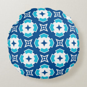 Modern Geometric Blue and White Quatrefoil Pattern Round Pillow