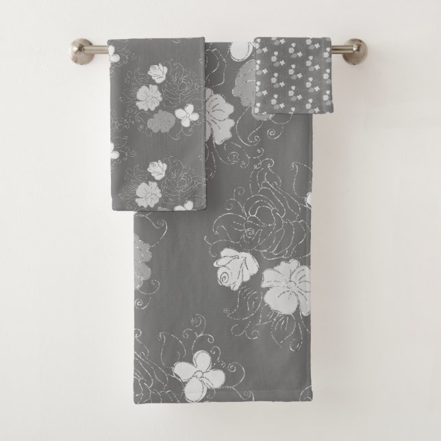 Modern Grey and White Floral Pattern Bath Towel Set (Insitu)