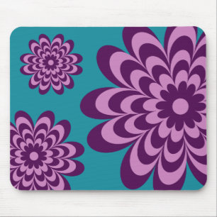 Modern Groovy Daisies Mousepad