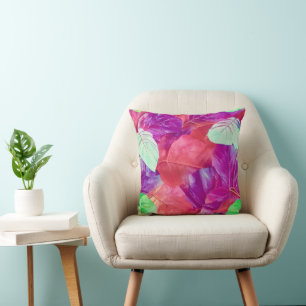 Modern Leafy Design Pattern Throw Pillow