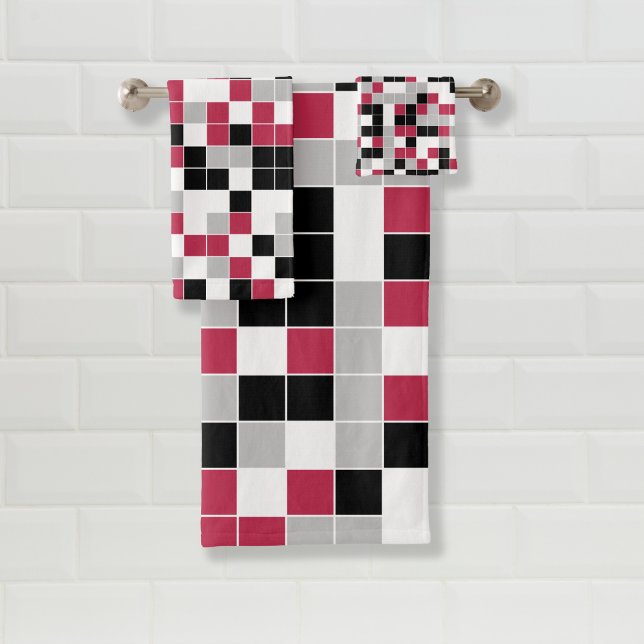 Modern Magenta Black Grey Geometric Bath Towel Set (Creator Uploaded)