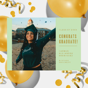 MODERN MINIMALIST CONGRATS GRADUATE INVITATION