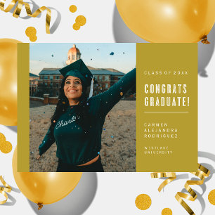 MODERN MINIMALIST CONGRATS GRADUATE INVITATION