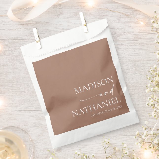Modern Minimalist Elegant Mocha Mousse Wedding Favour Bag (Clipped)