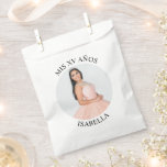 Modern Minimalist Mis XV Años Round Photo Favour Bag<br><div class="desc">Create your own personalized white border round photo paper favour bags for your her 15th birthday. Customize the solid white background colour or the black text colour to match your photo. If you change the font type or size, you can fine tune the curvature of the text in small increments....</div>