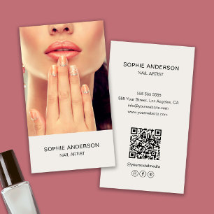 Modern Minimalist Nail Artist Business Card