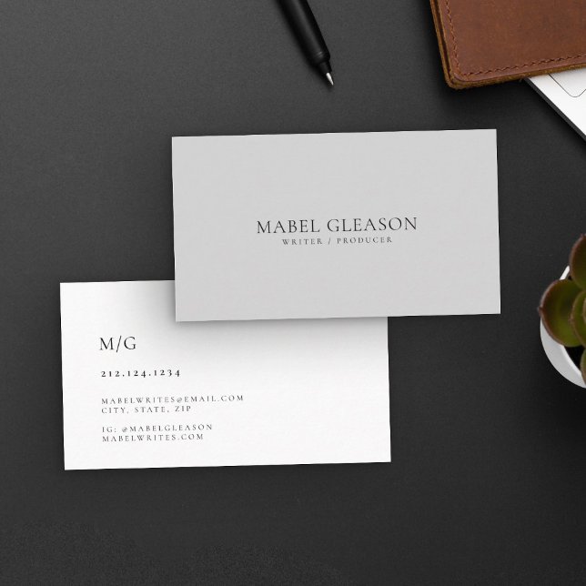 Modern Minimalist Simple Clean Professional Design Business Card (Creator Uploaded)