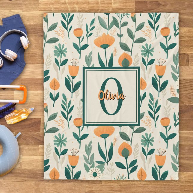 Modern Minimalist Spring Flowers Fleece Blanket (Creator Uploaded)
